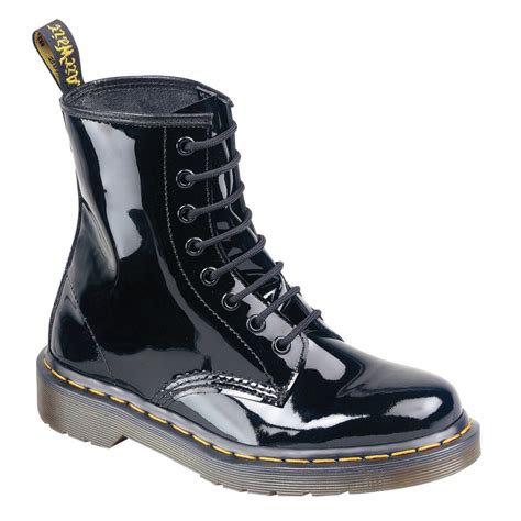 dr martens womens modern classic black patent boots