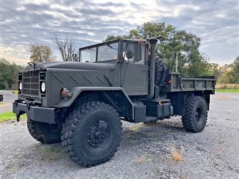 miles  bmy    ton bobbed military truck  sale