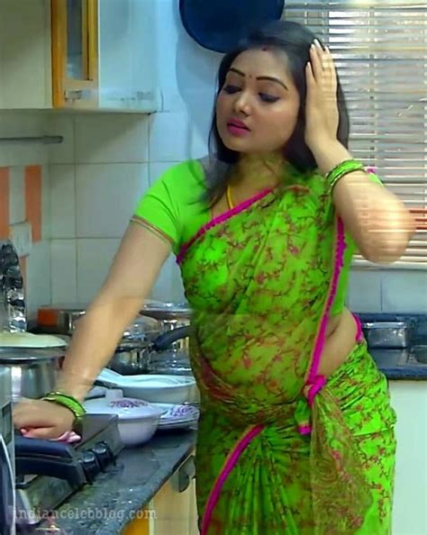 priyanka nalkar telugu tv actress hot saree caps