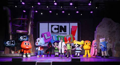 cartoon network  stage show delights audiences  eid