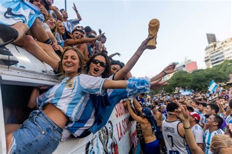 World Cup Fears Rise Over Missing Topless Argentina Fan Trendradars