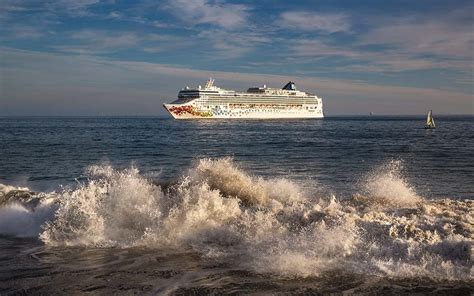 norwegian cruise  reveals onboard plans  combat threat  covid  telegraph travel