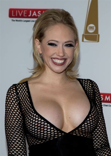 kagney linn karter naked sexy photos the fappening leaked nude celebs