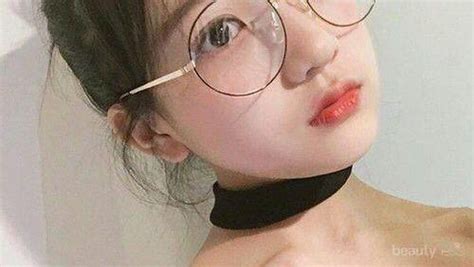 Lucu Banget Ini Pilihan Model Kacamata Korea Yang Cocok Untuk Si