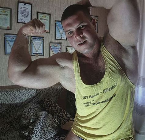 pin by cocky on mantasies on maschalagnia masculine men flex pose