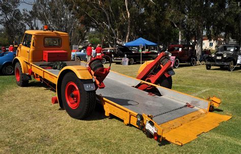cool unusual flatbed truck ramp lowering innovations automotives magazine