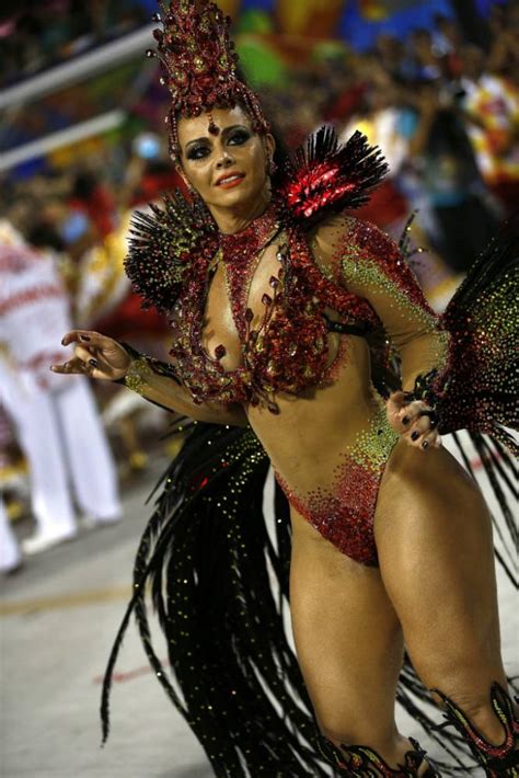 pictures rio de janeiro carnival 2015 rocks to the beat