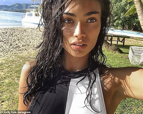 Kelly Gale Shows Off Her Flawless Complexion After Sharing That Cheeky