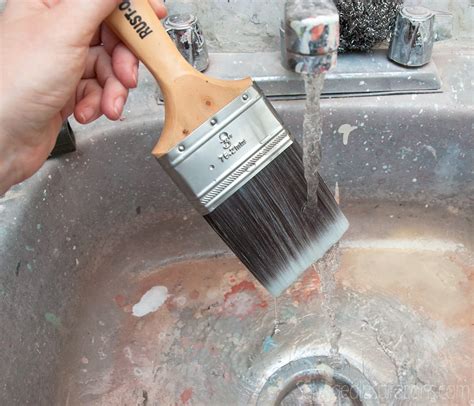 quick tip tuesday paint brush cleaning  easy salvaged inspirations
