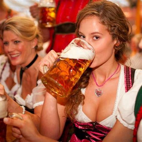 The 100 Sexiest Dirndl Girls In Oktoberfest History Beer Oktoberfest