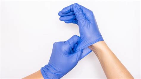 tipos de guantes  debes comprar  evitar el coronavirus