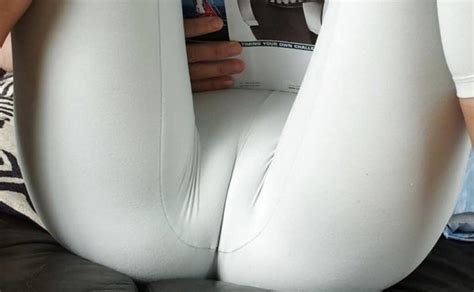20 yoga pant photos that will leave you speechless