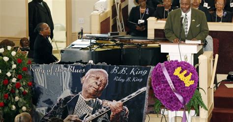 bb kings funeral draws hundreds  mississippi los angeles times
