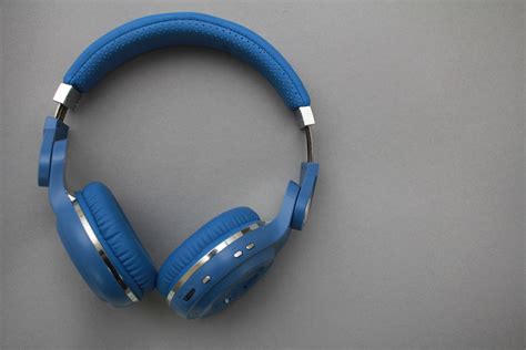 blue headphones graphics bibletalktv
