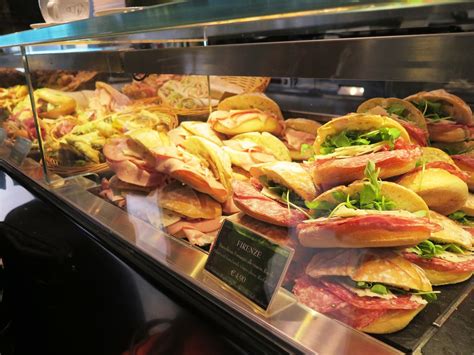 vetrina panini bar il giulebbe