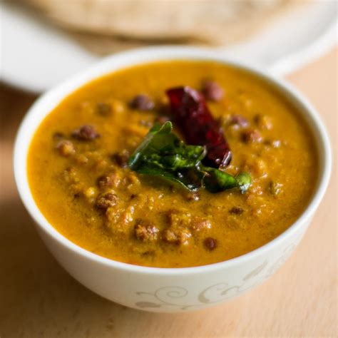 kerala kadala curry recipe easy kadala curry  puttu  chapati