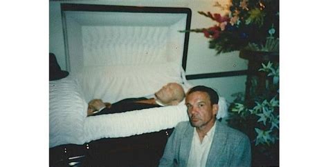 River Phoenix Funeral Photo Hollywood Elite Pay Respect To Philip