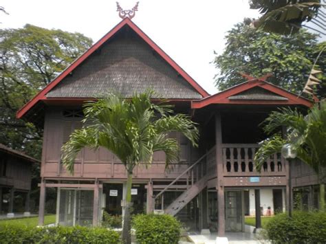 rumah bolaang mongondow rumah adat sulawesi utara indonesia rumah arsitektur indonesia