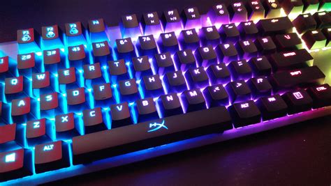 hyperx alloy fps rgb review rainbow lights  silver switches   affordable price gamestar