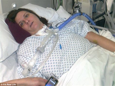 woman who thought she had a cricked neck fell into a coma and woke up