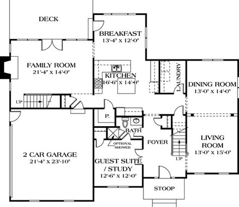 traditional style   bed  bath  car garage house plan