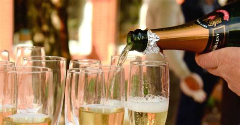 8 mistakes you make when opening champagne thrillist