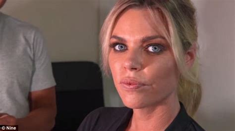 sophie monk reveals how to get her signature smokey eye daily mail online