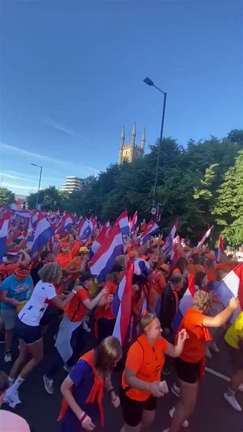 dumpert van links naar rechts bij ned zwe