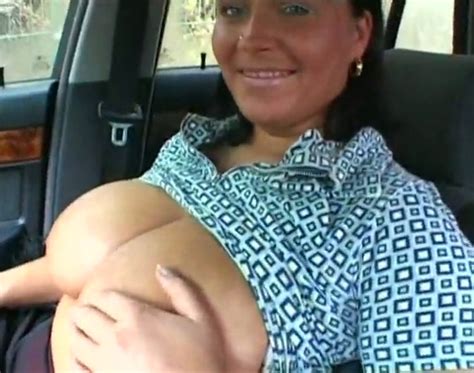 Incredible Hot Busty Mature Babe Gets Seduced In The Car Video