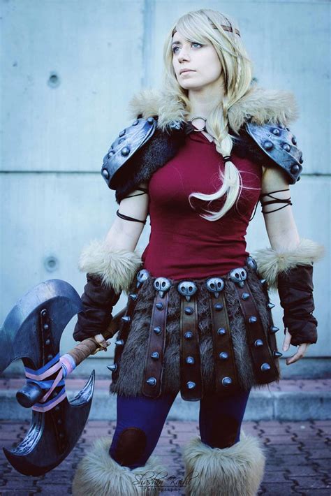 astrid hofferson httyd 2 by wildyama on deviantart cosplay httyd httyd 2 how to train your