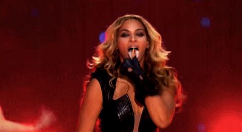 beyonce shakes her ass in these 10 s black celebs leaked