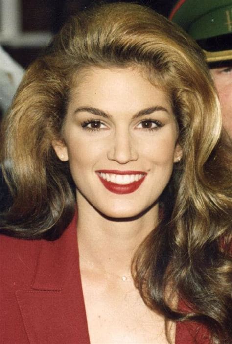 cindy crawford throwback  images  remind    style