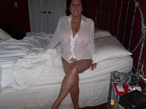 mature wife dressed to kill