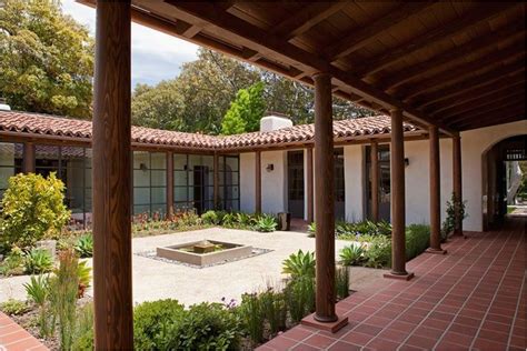 mexican house plans designs  central courtyards modern adobe house  southern california