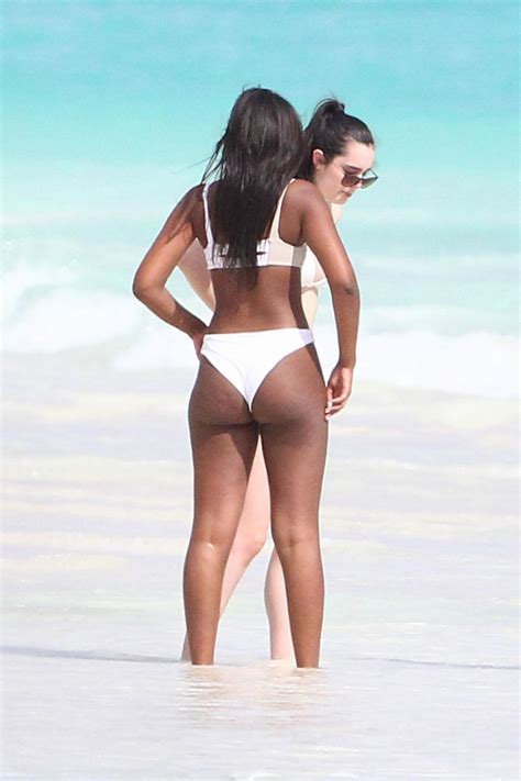 Sasha Obama In Bikini At A Beach In Cancun 01 14 2018