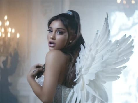 Ariana Grande S Best Looks From Her Music Videos Through The Years