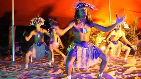 yanguwah indigenous show gold coast queensland australia