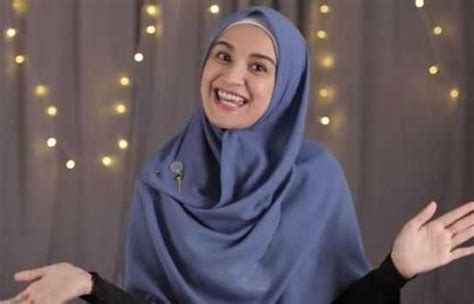 tutorial hijab menutup dada  pashmina segi panjang fappin