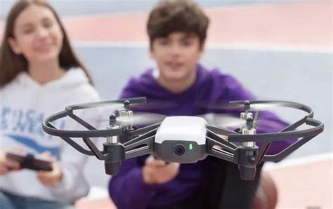 dji lancia il nuovo mini drone tello  soli  euro