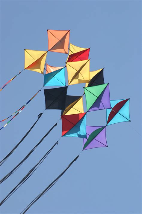 write read   month  fundays day  fly  kite