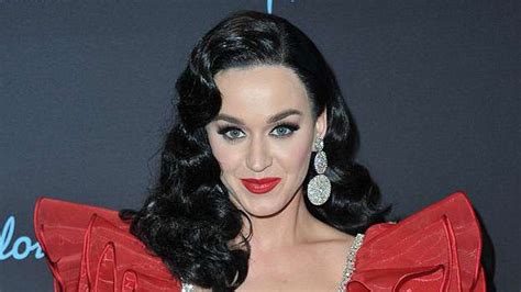Katy Perry Rocks Long Black Hair And Old Hollywood Curls Allure