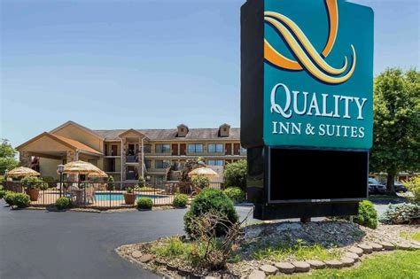 quality inn suites sevierville pigeon forge hotel sevierville tn