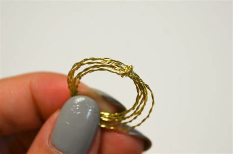 The Little Fashion Box Simple Diy Twisted Wire Ring