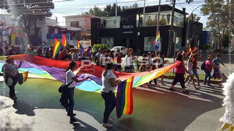 realizan la séptima edición de la marcha del orgullo lgbttti en slp