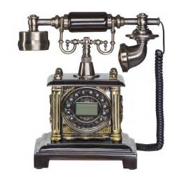 antikes nostalgie telefon mit kurbel und waehlscheibe aus messing