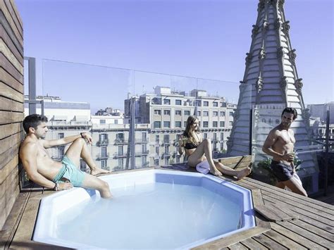 urbany hostel bcn   barcelona room deals  reviews