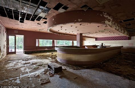 Photographs Reveal Eerie Abandoned Hotels Where Guests Haven T Checked