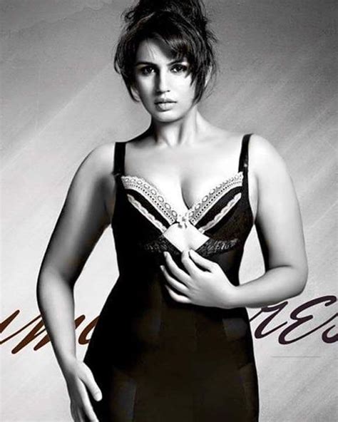 49 Sexy Huma Qureshi Boobs Pictures Are Just Too Hot To