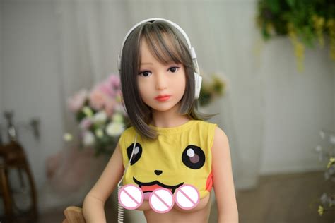 mini japanese sex doll silicone sex doll for men with metal skeleton