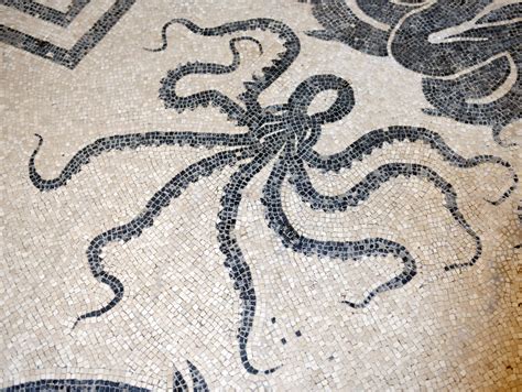 Italian Police Detain British Woman Who Removed Pompeii Mosaic Tiles